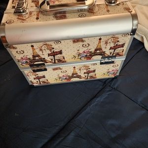 Make up case